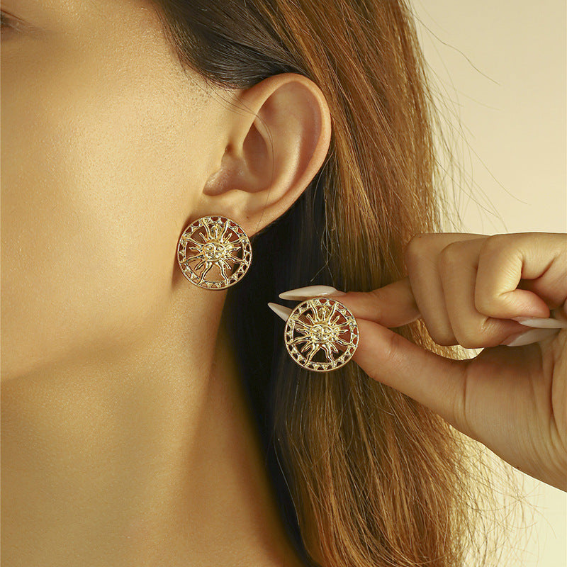Geometric Round Sun Goddess Alloy Daily Commuter Earrings