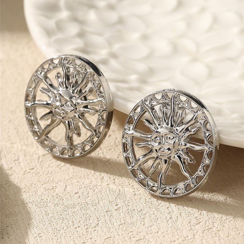 Geometric Round Sun Goddess Alloy Daily Commuter Earrings