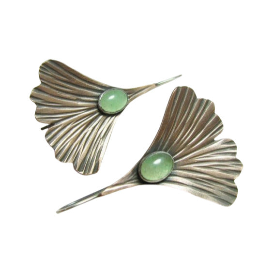 Retro Creative Leaves Embedded Emerald Earrings