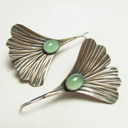 Retro Creative Leaves Embedded Emerald Earrings